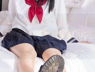 BoBoSocks袜啵啵 – 从这个视角看雪糕的OL风花絮合集，壁纸更像是游戏角色设定板！