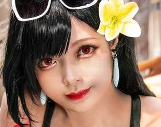 Hachi小芭的蒂法cos：下载后你再也不想刷别的了！