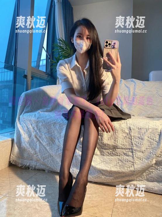July芝岚 微密圈 - 免费合集来了,July芝岚的蓝色油亮大杀四方!