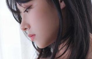 Myung Ah的清纯画像,分享她那精致不掉漆的小脸