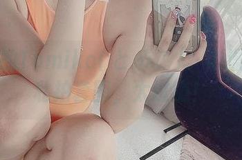 浴缸里的Tomiko(とみこ)：泡澡还得看私拍套图，太过瘾！
