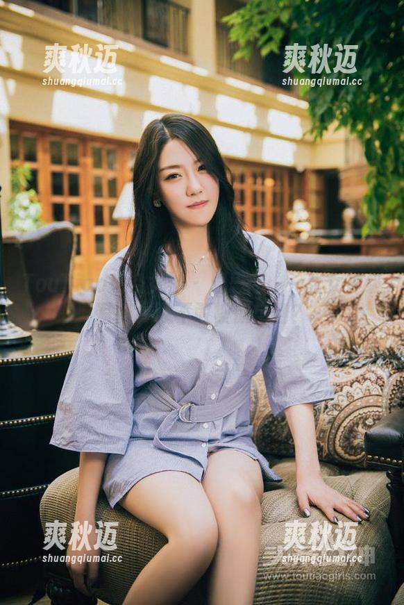 TouTiao头条女神 - 周思超：一张女神级写真，敢不敢被惊艳到？