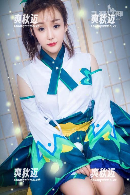 TouTiao头条女神 - 可能是牛仔裤，却更像艾小青的私房独白。