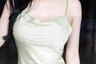 XIAOYU语画界 – 放飞自我的周思乔Betty：裸足图片合集，谁说脚不值得称道？