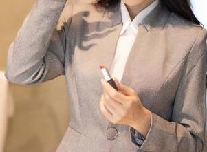 Xiuren秀人网 – 为什么修女也能性感？筱慧icon给你带来不一样的修女套图，别忘了下载哦！