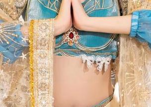 Xiuren秀人网 – 最新写真：北方的小奶牛和黄乐然，Melody，今天温柔了吗？