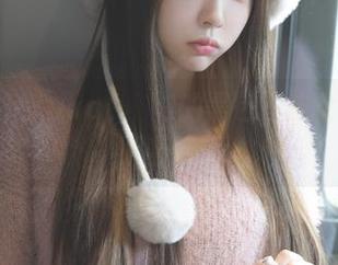 最新来了！Yuka(유카)的黑色网袜女仆套图想不看都难
