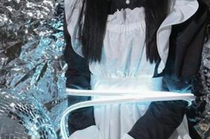 令人捧腹的fushii_海堂最新原图！樱花树下，是我在努力与春风搏斗的证明！