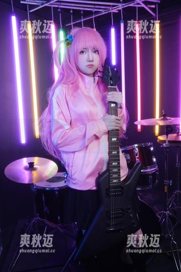 从Kafka到sally多啦雪：办公室女郎的别样写真人生