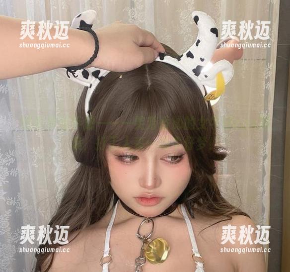 奶牛养殖手册——一笑芳香沁的女牛仔cos图集，打工人来一场牛仔梦！