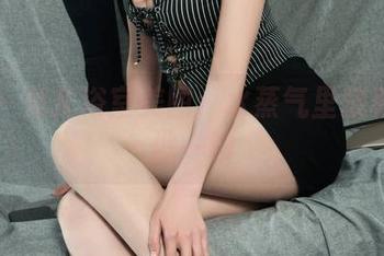 丽柜 – 允儿浴室美图：水蒸气里藏着的轻佻一瞬