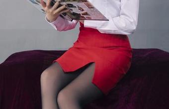 丽柜 – 心心的优雅与礼服的华丽，全在图库里，下载呀！