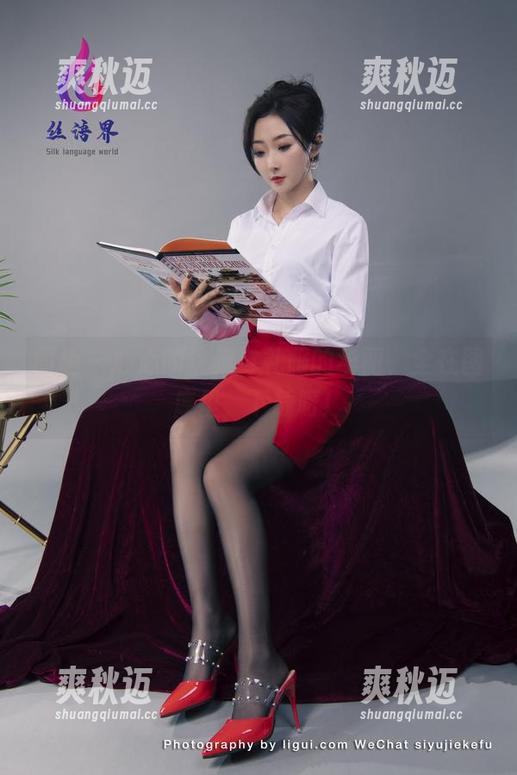 丽柜 - 心心的优雅与礼服的华丽，全在图库里，下载呀！