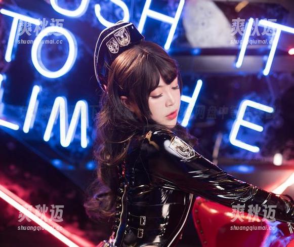 兔女郎的极致下载体验：你烨烨在网盘中等你来戳！