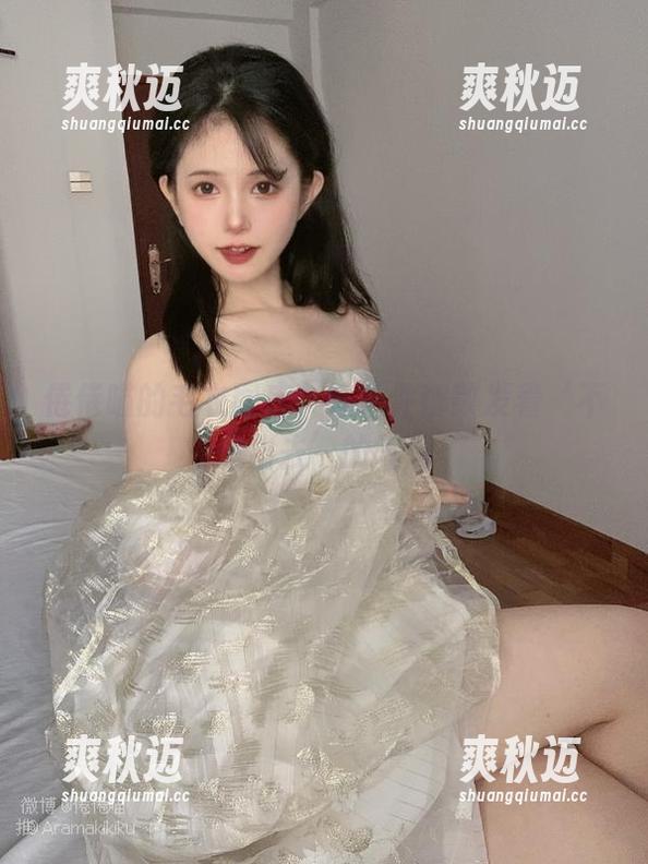 倦倦喵的毛衣图库：每一件都散发着‘不想出去’的气息