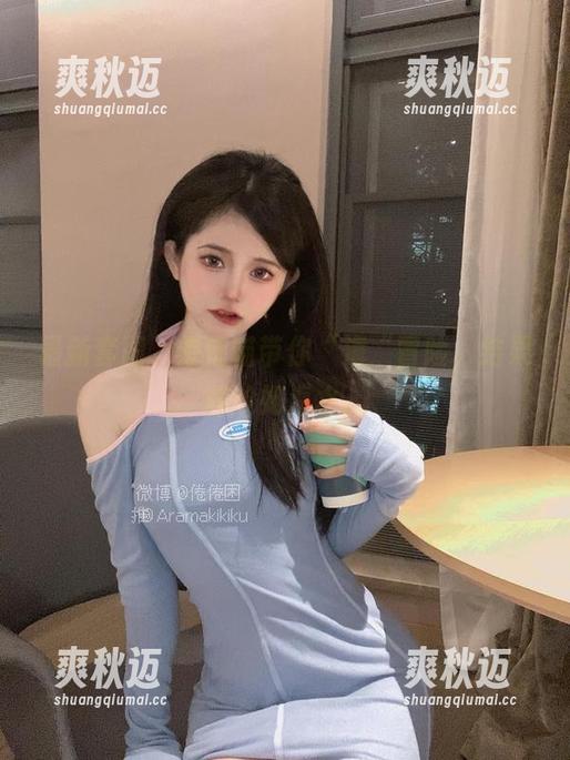 最新套图，倦倦喵带你“海“冒险，结果尴尬如海水。