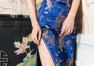 克拉女神 – 套图展示：舒彤双足斗艳，分分钟让我想画腿！