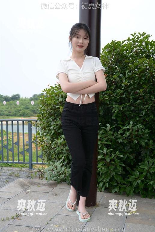 初夏女神 - 双双撩人的夏天精选，穿着比冰淇淋还吸引