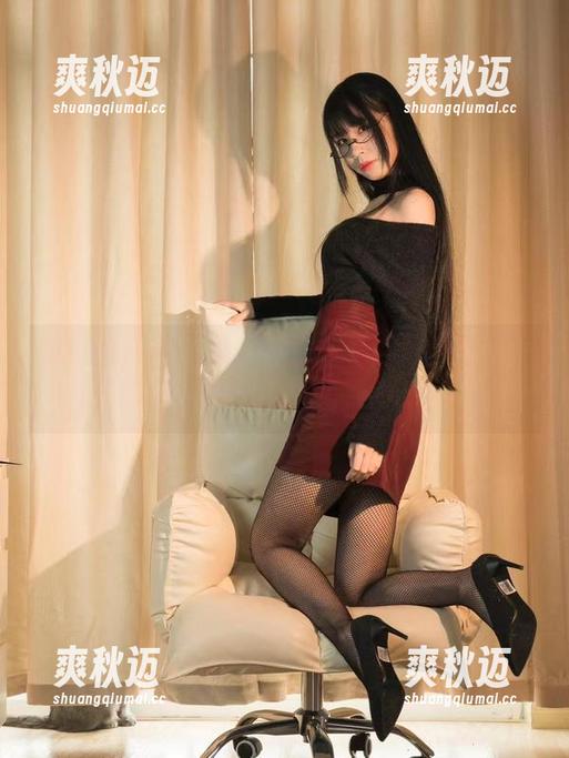 微密圈 - 照片里十万口草莓粥粥的短裤元素，怎么还有免费的…