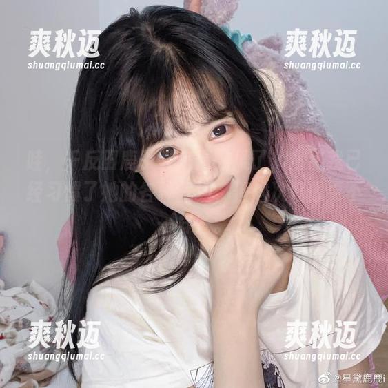 哇，千反田鹿子又来清纯风了，虽然我已经习惯了她的各种气场，但这次好像更不一样些。