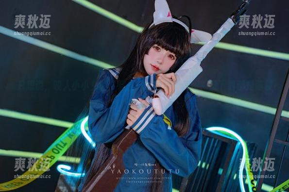 只想说，咬人小小兔的“碧蓝航线华甲”美图，没下载都是脑袋进水了。