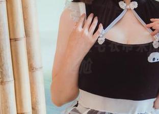 夏夏子的写真时光：红毛衣带来的那点小尴尬