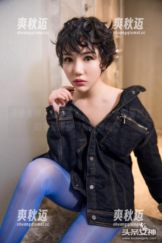 头条女神 - 这谁家乔安，根本不需要滤镜的免费瑜伽，直接出美图。