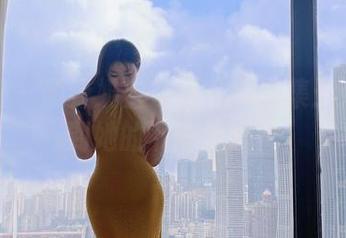 微密圈 – 最新奶宝妹纸礼服图集：你能猜到她的下一步吗？