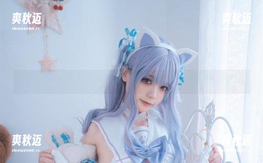 安食Ajiki和她的白衬衫套图：脑袋里飞过的都是硬核资源啊。