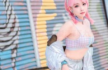 宫本桜vs.女神在线，能不能选择更大的框子呀！