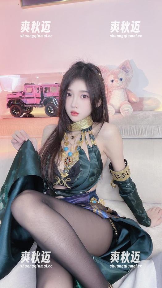 小小奶瓶儿的免费丝带女友照片，果然让人想多看两眼！
