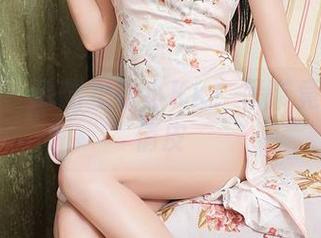 尤蜜荟 – 原图里的小KK：吊带竟然如此俏皮