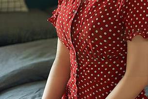 尤蜜荟 – 郭忆然的JK写真，资源只会越来越值钱，快跟上。