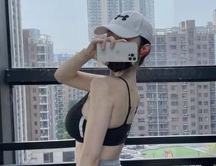 微密圈 – “姐姐”图包深藏玄机，左公子666又会把我撩得多深呢？