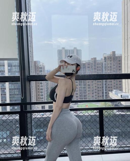 微密圈 - “姐姐”图包深藏玄机，左公子666又会把我撩得多深呢？