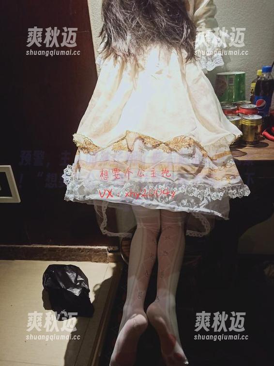 预警，主人的袜子藏了些有趣的cos元素！“想要个公主抱”让你欲罢不能，快下载吧！