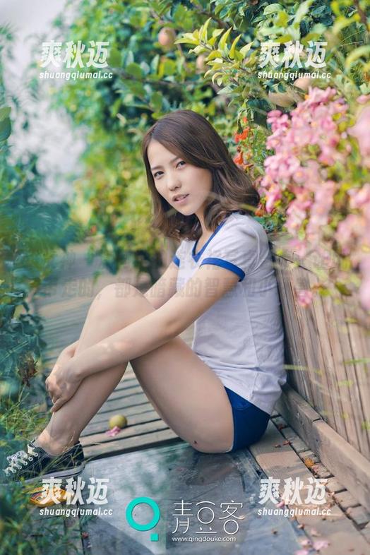 推女神 - 潇同学的连衣裙写真合集：让风带走的，都是暗藏的智慧和小坏兽。