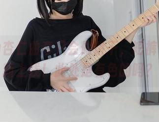 别以为杏仁曲奇只会做饼干，短裤合集全新上线！此处是有色的吗？