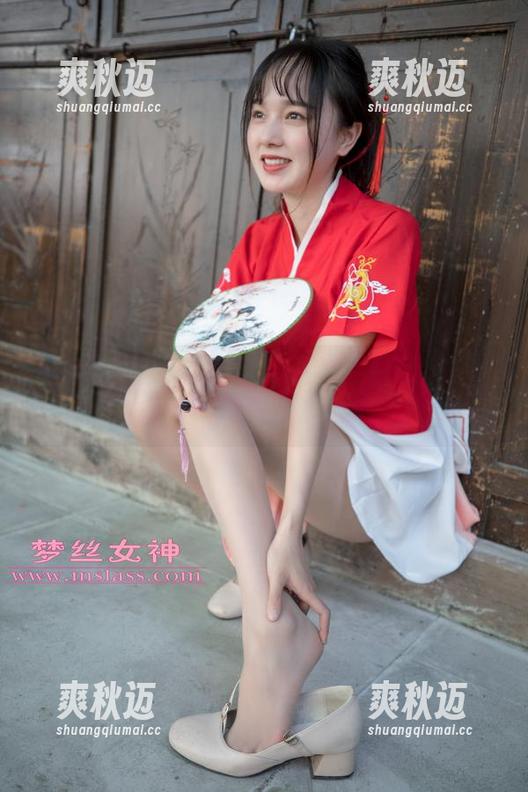 梦丝女神 - 苏柔的澡堂真相：最新浴缸合集，一场意外的沦陷？