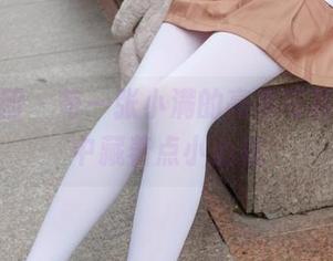 森萝财团 – 每一张小满的高清写真，温柔中藏着点小心机