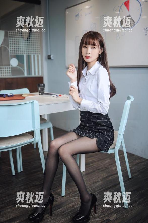 看泥泥汝在浴缸中修炼下载术，点我网盘