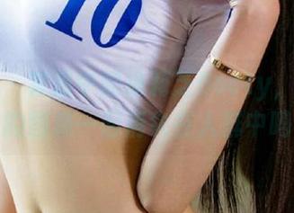 爱尤物 – 套装中的徐莉芝Booty，是要和她的图集一起消失在人群中吗？