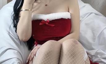 微密圈 – 分享时间，猪饲料的黑色女仆装：真的是只会“撒娇”的女仆嘛？