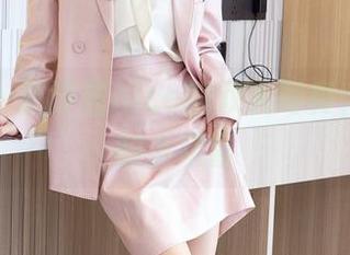 秀人网 – 奈汐酱nice的双人写真，合集里的小欢喜