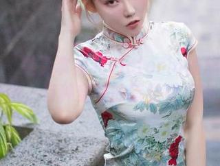 秀人网 – 免费拿果儿victoria的旗袍专属美图，有种穿越的错觉妥妥的。