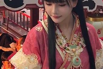 短裤合集：秋山AkI教你什么叫‘穿着欲’