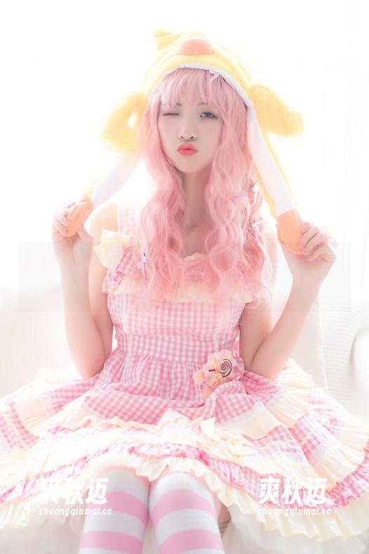 黑丝百合+西瓜少女=原图新发现！谁能说这是个无聊的组合？
