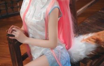 图库里的铁板烧鬼舞w：女王静待光辉