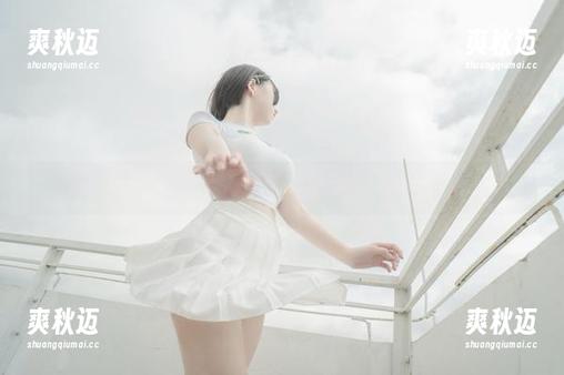 看完阿薰kaOri的女神高清美图，我的眼睫毛都快翘了。