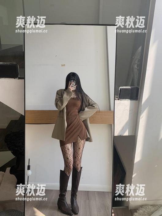 微密圈 - 高清下的每一个小细节，竟成了陈佩奇韵味少妇的点睛之笔，心思细腻得不像话。